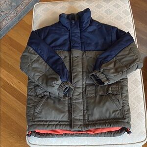 Gap warm winter coat. Size 6-7.